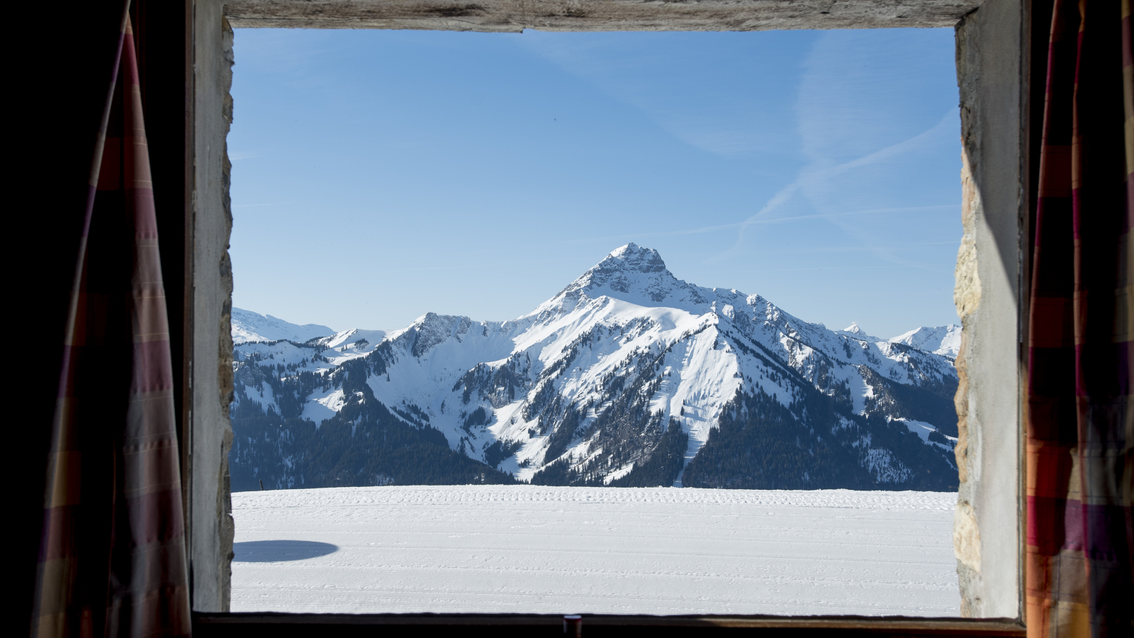 Depuis Les Aiguillettes, col de Braitaz